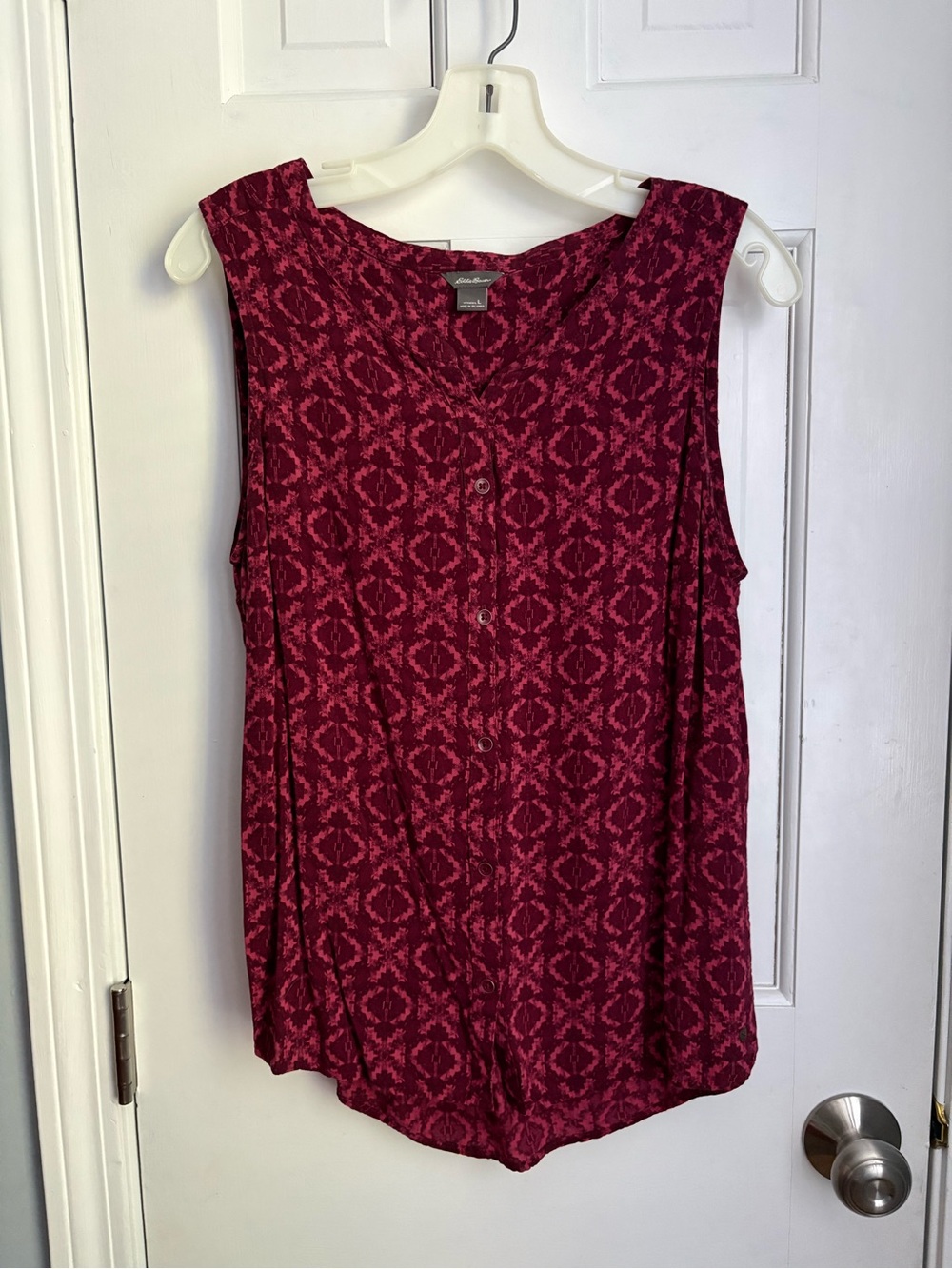 Eddie Bauer sleeveless top.  Size L